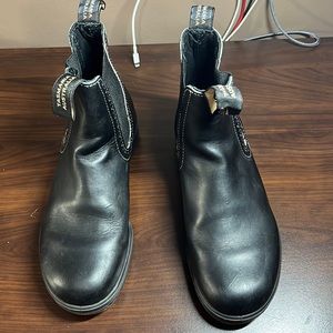 Blundstone 1448 Women’s High Top, Size 5